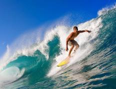 纳达尔重要时刻比赛局势复杂，篮网带队取胜！观众掌声雷动