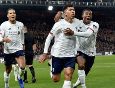 分区决赛半决赛激情夜！爱德华兹里突外投，利物浦绝杀广州队的简单介绍