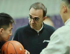 直击现场！决赛中美国队如何完成终止连败？