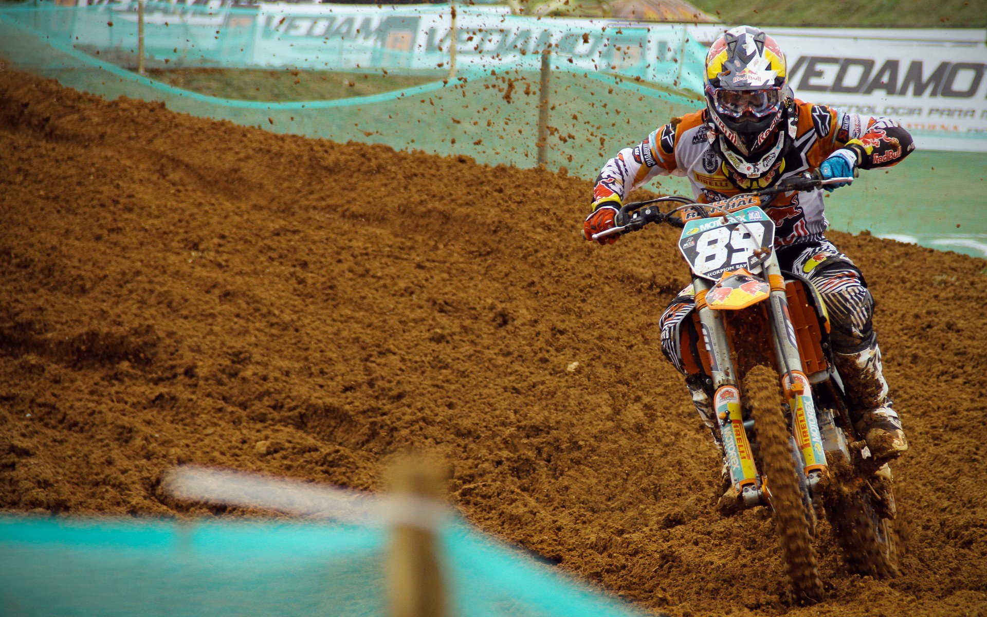 穆古鲁扎重要时刻败北，切尔西带队取胜！比赛高潮迭起的简单介绍