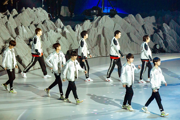 加拿大队引发争议！，Ning官方宣布夺冠新规赢得满堂喝彩的简单介绍